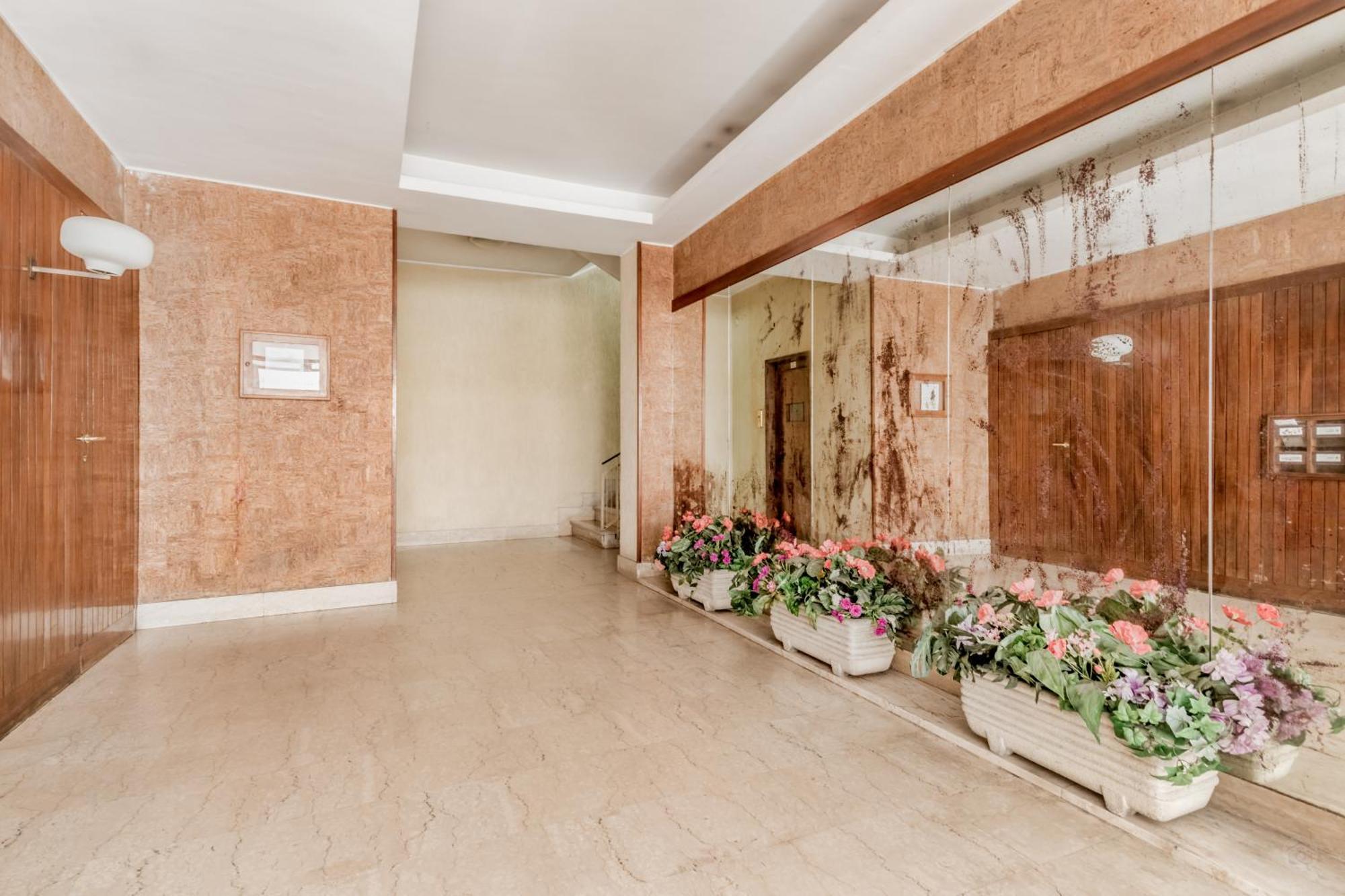 L'attico Con Terrazza In Corso Francia Apartamento