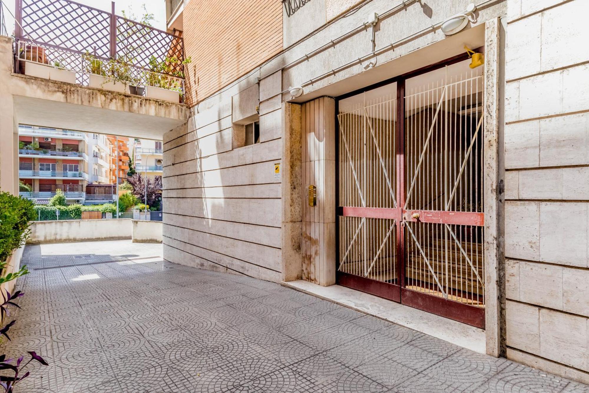 L'attico Con Terrazza In Corso Francia Roma